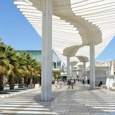 Ct 377 - Faro's Citycenter - Refino - Rooftop Pool Apartment Malaga